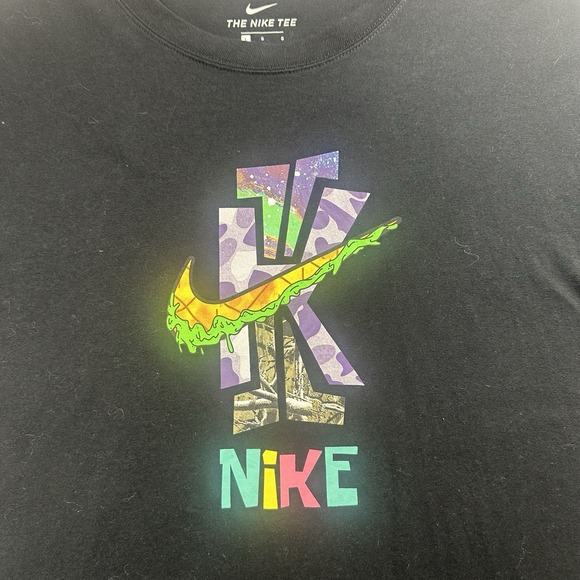 Nike Kyrie x SpongeBob SquarePants What TheBlack T-Shirt Men's Size L - Picture 4 of 9